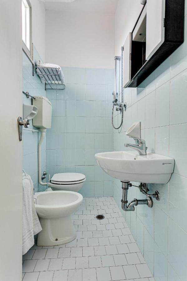Hotel Augustus กัตเตโออามาเร ภายนอก รูปภาพ