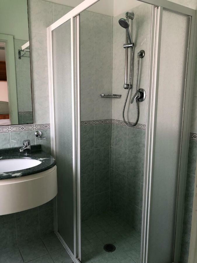 Hotel Augustus กัตเตโออามาเร ภายนอก รูปภาพ